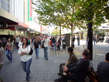 Verdammt viel junge Menschen in der Stadt.