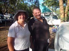 Die O'Sullivans sind sehr freundlich, aber manche (Wallabys und Vögel) laden sich lieber selber ein.